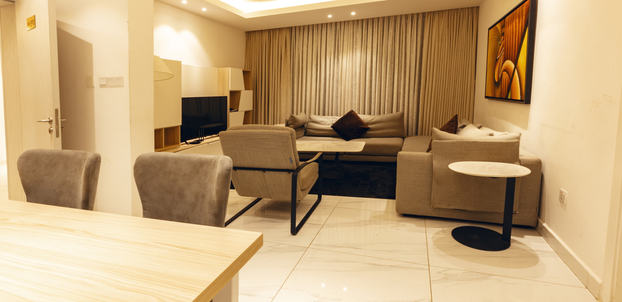 One Bedroom Enfold Apartment